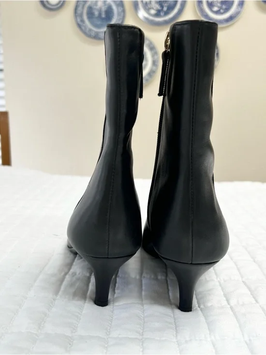 J. Crew New Stevie Ankle Boots in Leather Black Size 7 heeled boots Chic Womens - Picture 6 of 11